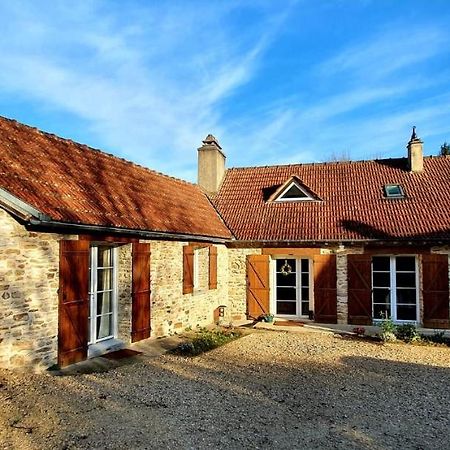 Domaine Des Pousses, Chambres D'Hotes Au Coeur D'Un Village De Campagne Droue-sur-Drouette Esterno foto