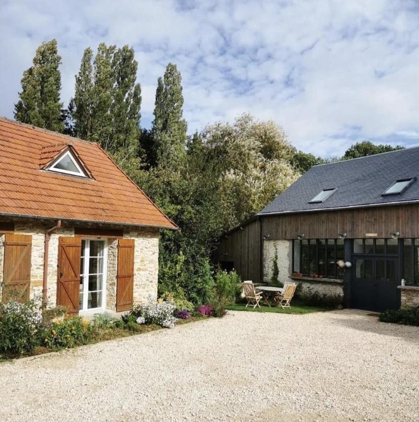 Domaine Des Pousses, Chambres D'Hotes Au Coeur D'Un Village De Campagne Droue-sur-Drouette Esterno foto
